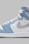 Nike Air Jordan 1 Retro High OG Hyper Royal  A151